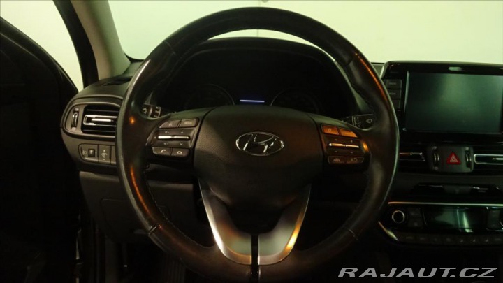 Hyundai i30 1,5 T-GDI Mild Hyb SMART 2022