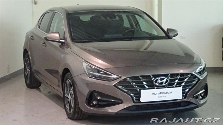 Hyundai i30 1,5 T-GDI Mild Hyb SMART 2022