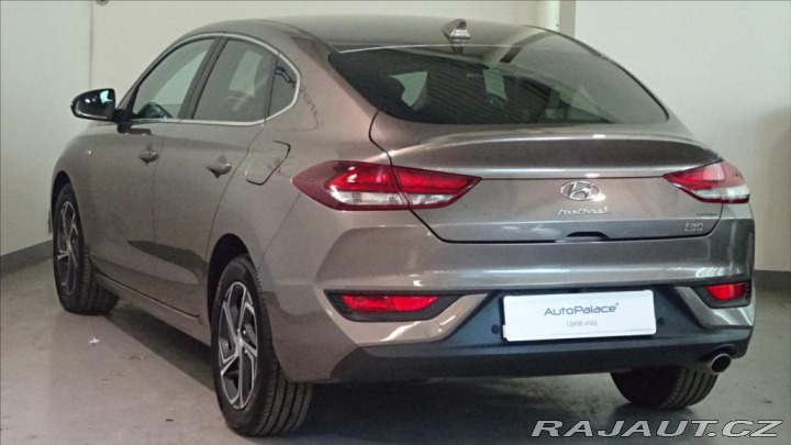 Hyundai i30 1,5 T-GDI Mild Hyb SMART 2022