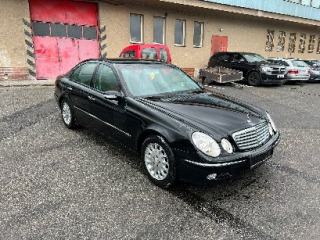 Mercedes-Benz E 270CDI 2002