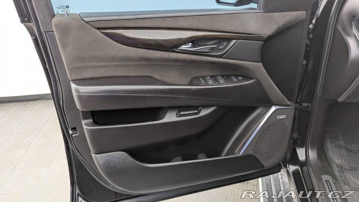 Cadillac Escalade ESV PLATINUM 4WD 2016