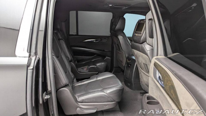 Cadillac Escalade ESV PLATINUM 4WD 2016
