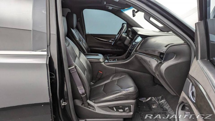 Cadillac Escalade ESV PLATINUM 4WD 2016