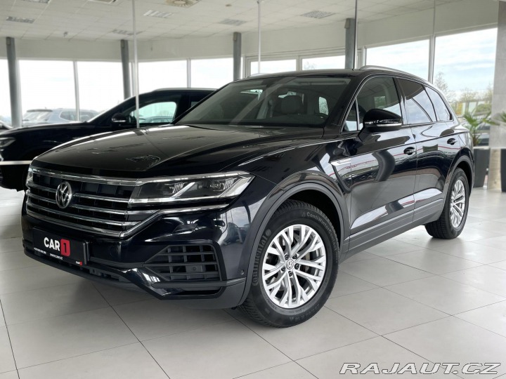 Volkswagen Touareg 3,0TDI 4M*Vzduch*REZERVAC 2019