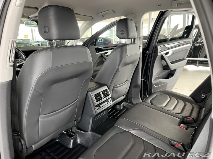 Volkswagen Touareg 3,0TDI 4M*Vzduch*4xKlima* 2019