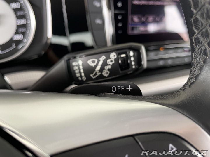 Volkswagen Touareg 3,0TDI 4M*Vzduch*4xKlima* 2019
