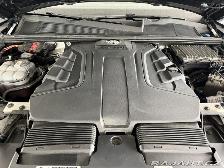Volkswagen Touareg 3,0TDI 4M*Vzduch*4xKlima* 2019
