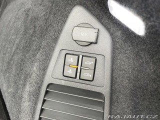 Volkswagen Touareg 3,0TDI 4M*Vzduch*4xKlima* 2019