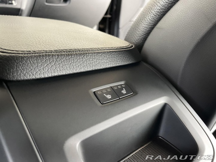 Volvo V90 B4 Aut*145kW*KeyLess*Tažn 2021