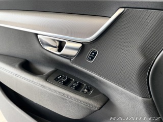 Volvo V90 B4 Aut*145kW*KeyLess*Tažn 2021