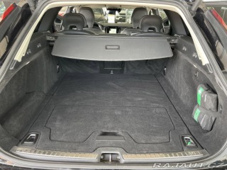 Volvo V90 B4 Aut*145kW*KeyLess*Tažn 2021