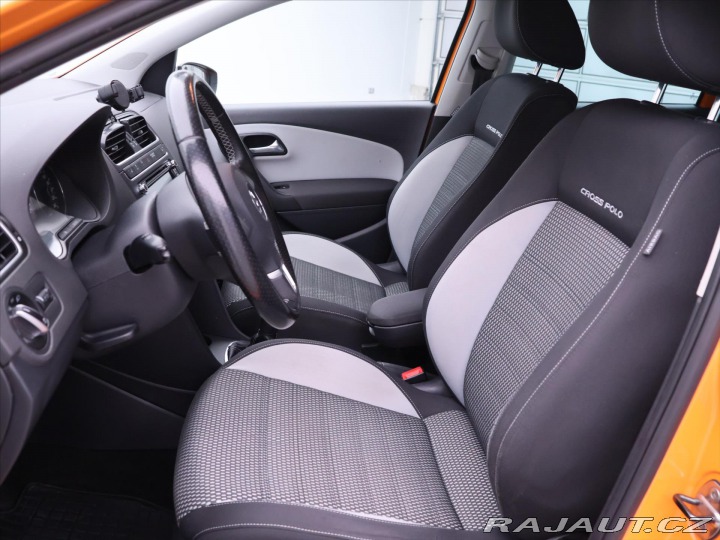 Volkswagen Polo 1,4 i 16V Cross Aut.klima 2012