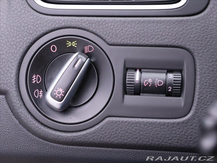 Volkswagen Polo 1,4 i 16V Cross Aut.klima 2012