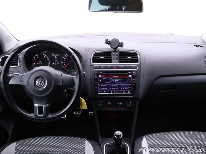 Volkswagen Polo 1,4 i 16V Cross Aut.klima 2012
