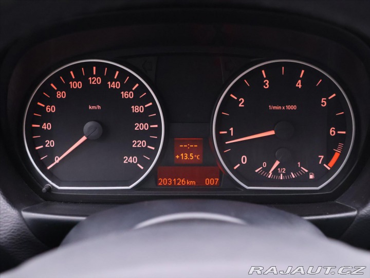 BMW 1 2,0 118i 105kW Tempomat 1 2008