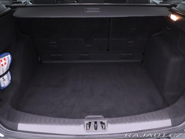 Ford Kuga 1,5 EB 88kW Navigace Tažn 2018