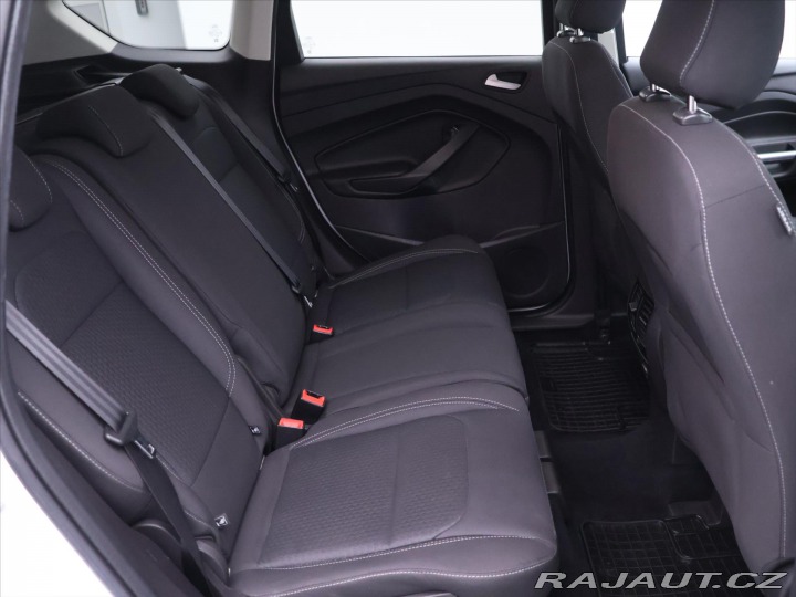 Ford Kuga 1,5 EB 88kW Navigace Tažn 2018