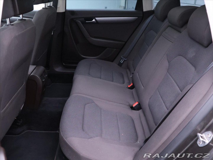 Volkswagen Passat 2,0 TDI 103kW Navi Panora 2012