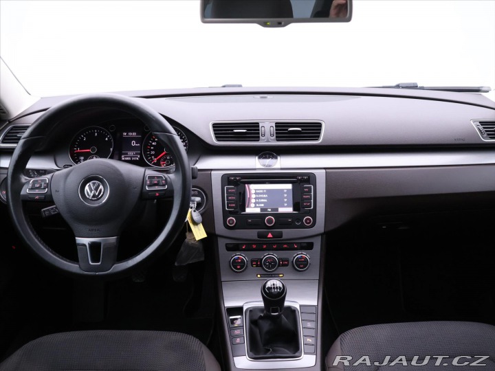 Volkswagen Passat 2,0 TDI 103kW Navi Panora 2012