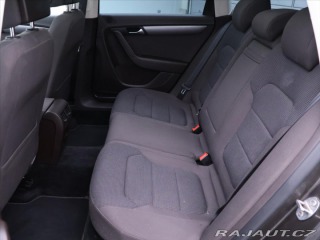 Volkswagen Passat 2,0 TDI 103kW Navi Panora 2012