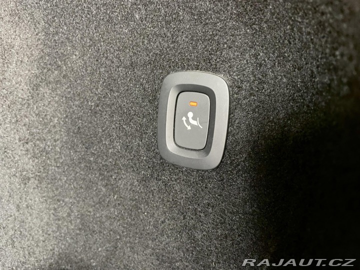 Volvo V60 D4 Aut*140kW*KeyLess*LED* 2020
