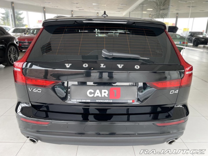 Volvo V60 D4 Aut*140kW*KeyLess*LED* 2020