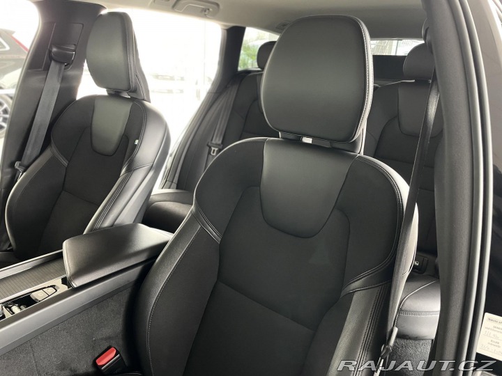 Volvo V60 D4 Aut*140kW*KeyLess*LED* 2020