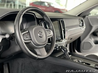 Volvo V60 D4 Aut*140kW*KeyLess*LED* 2020