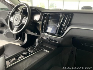 Volvo V60 D4 Aut*140kW*KeyLess*LED* 2020