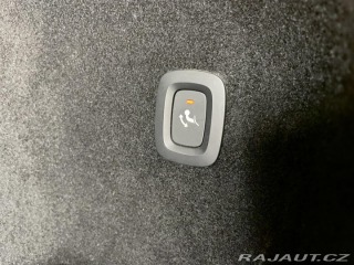 Volvo V60 D4 Aut*140kW*KeyLess*LED* 2020