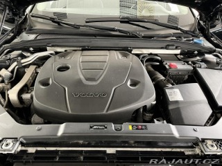 Volvo V60 D4 Aut*140kW*KeyLess*LED* 2020