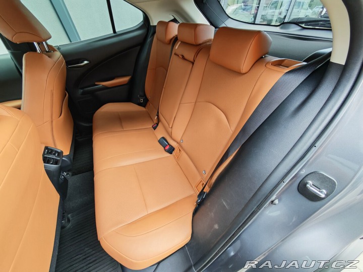 Lexus Ostatní modely UX 250h PREMIERE Cognac leather E 2019