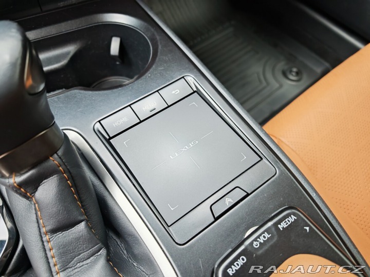 Lexus Ostatní modely UX 250h PREMIERE Cognac leather E 2019