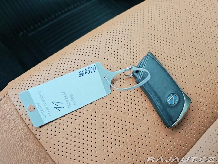 Lexus Ostatní modely UX 250h PREMIERE Cognac leather E 2019