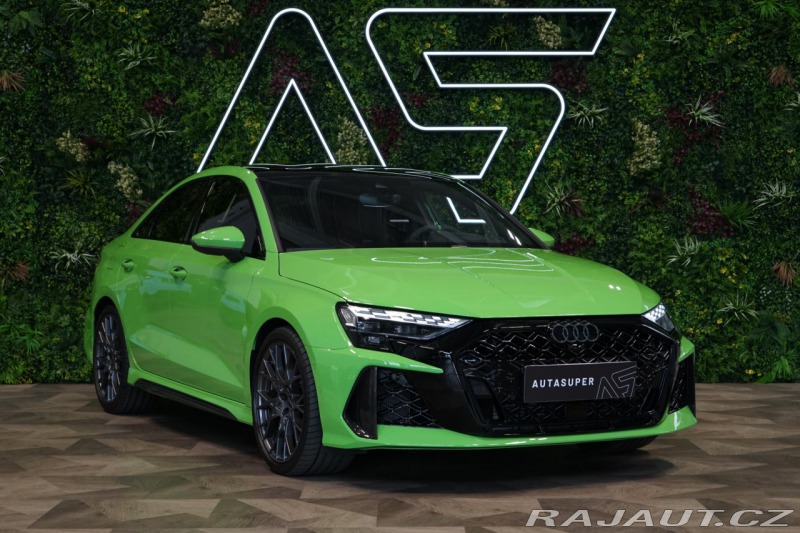 Audi RS3 Limo Sonos HUD Záruka Mat
