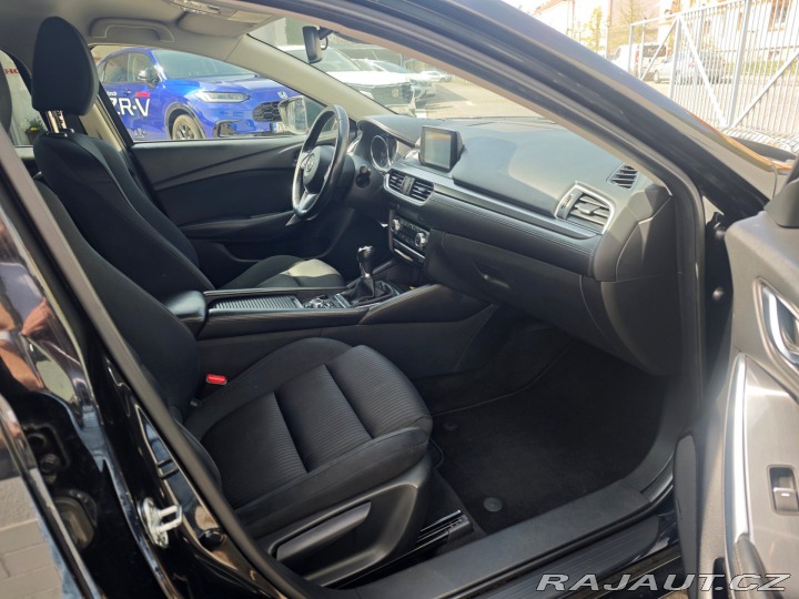 Mazda 6 2.0 Skyactiv Sport LED NA 2015