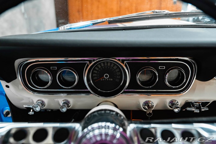Ford Mustang Cabriolet V8, Komplet ren 1966