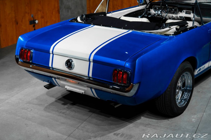 Ford Mustang Cabriolet V8, Komplet ren 1800