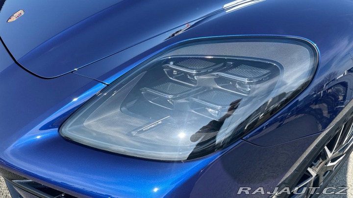 Porsche Panamera 4S E-Hybrid 2025