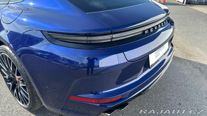 Porsche Panamera 4S E-Hybrid 2025