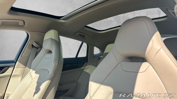 Porsche Panamera 4S E-Hybrid 2025