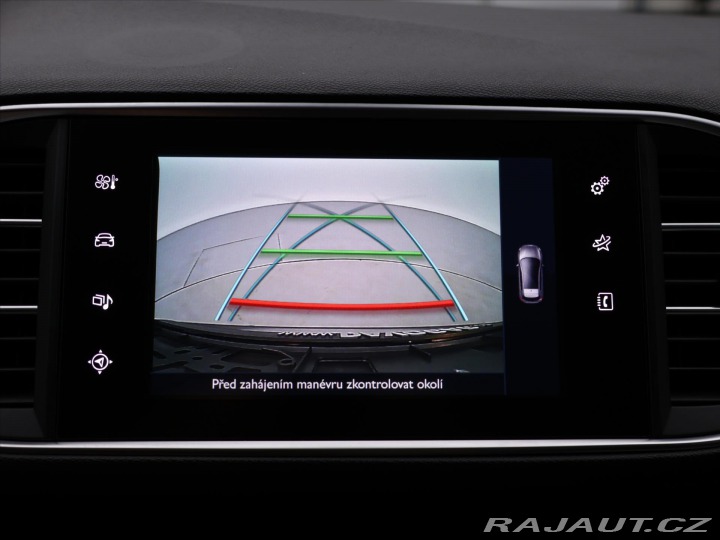 Peugeot 308 1,2 81kW Allure LED Navi 2015