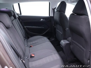 Peugeot 308 1,2 81kW Allure LED Navi 2015