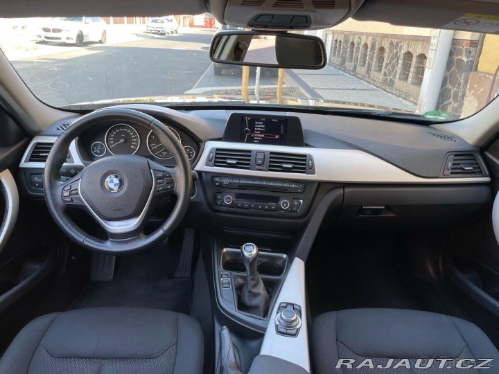 BMW 3 2,0 316d LUXURY LINE 2013
