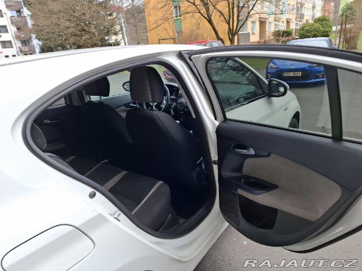 Fiat Tipo 1,6 Lounge MultiJet 120 2016
