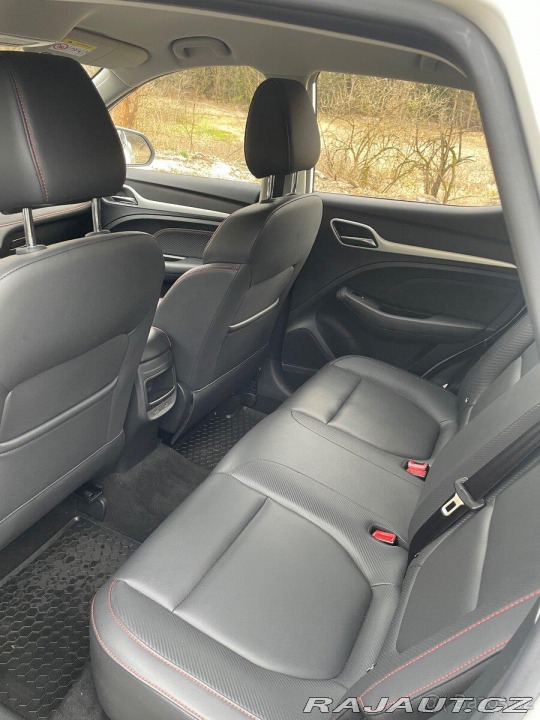 MG ZS 1,5 Emotion 2022
