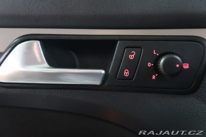 Volkswagen Touran 1.4TSI,manuál,Trendline 2007