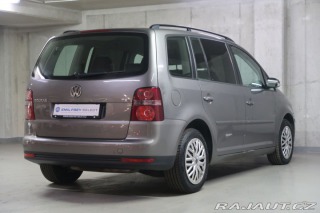 Volkswagen Touran 1.4TSI,manuál,Trendline 2007