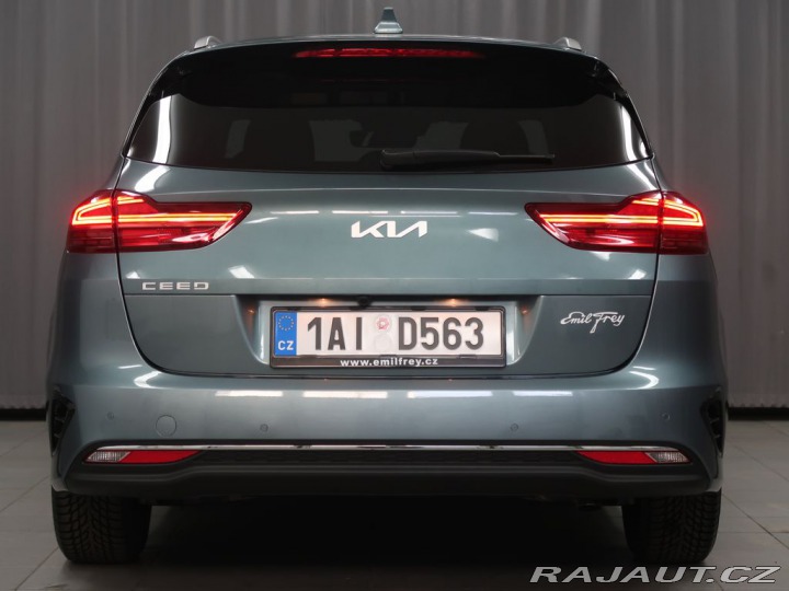 Kia Ceed TOP - K odběru IHNED 2025