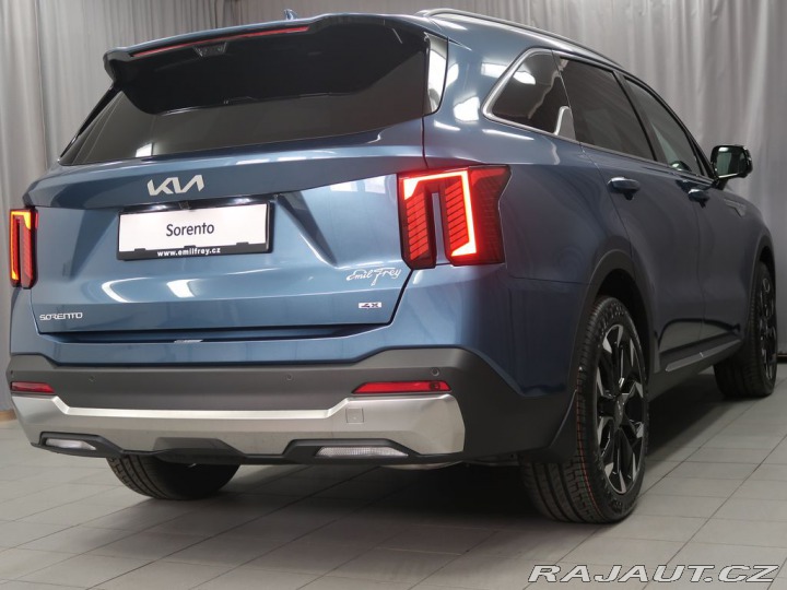 Kia Sorento TOP - K odběru IHNED 2025